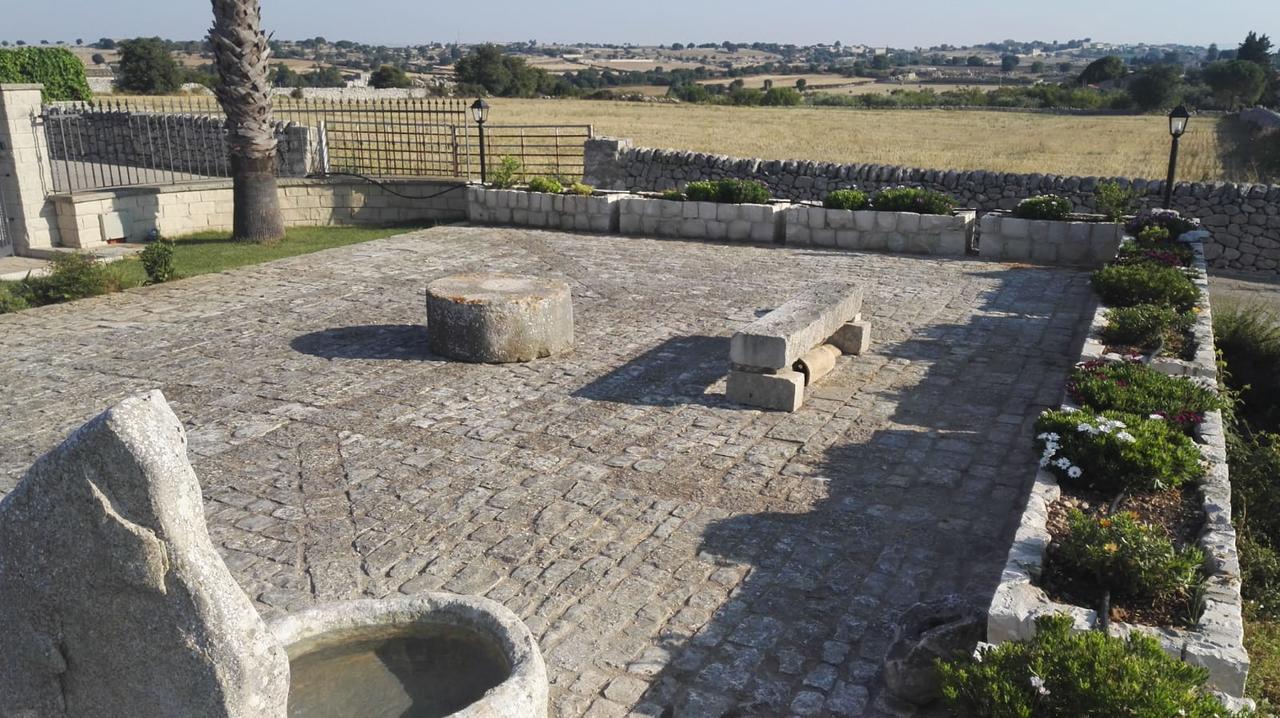 Agriturismo La Badia Villa โมดิกา ภายนอก รูปภาพ