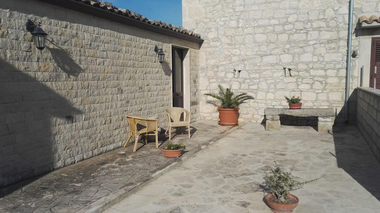 Agriturismo La Badia Villa โมดิกา ภายนอก รูปภาพ